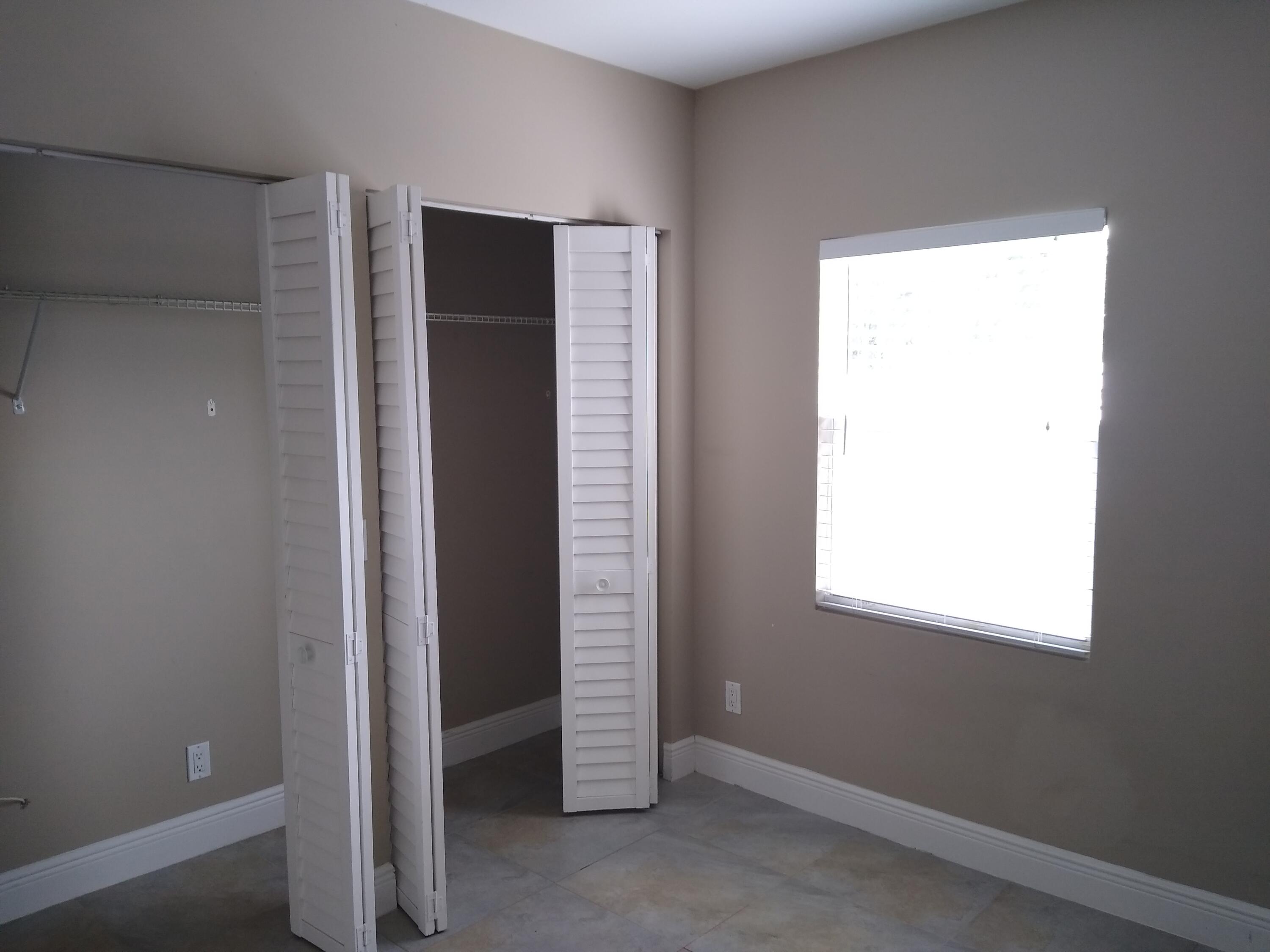 508 57th Street, Unit 5 West Palm Beach, FL 33407 - Photo 14 of 43 IMG_20220429_113924797