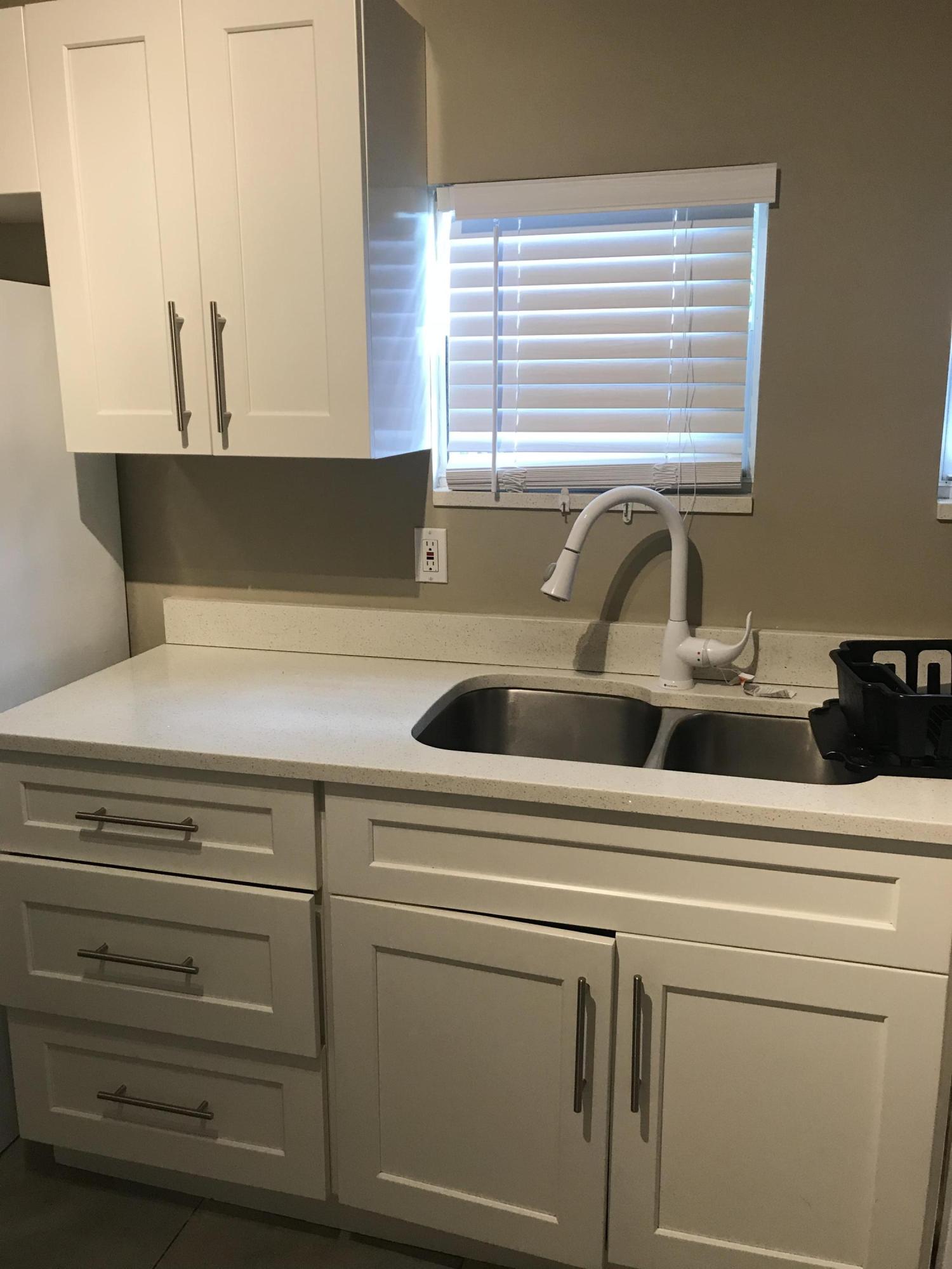 508 57th Street, Unit 5 West Palm Beach, FL 33407 - Photo 22 of 43 Photo 17