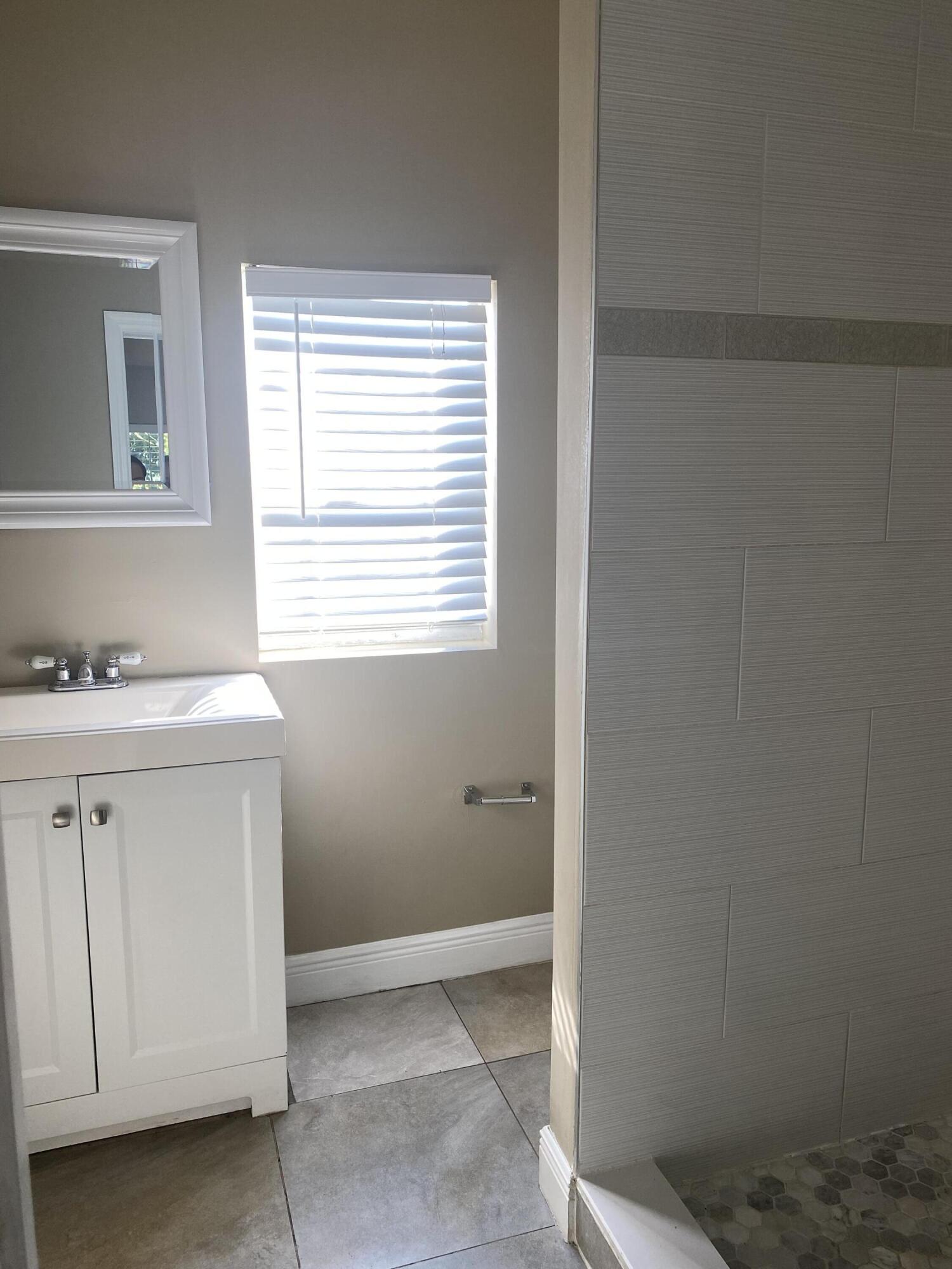 508 57th Street, Unit 5 West Palm Beach, FL 33407 - Photo 39 of 43 Photo Nov 17 2025, 2 17 56 PM