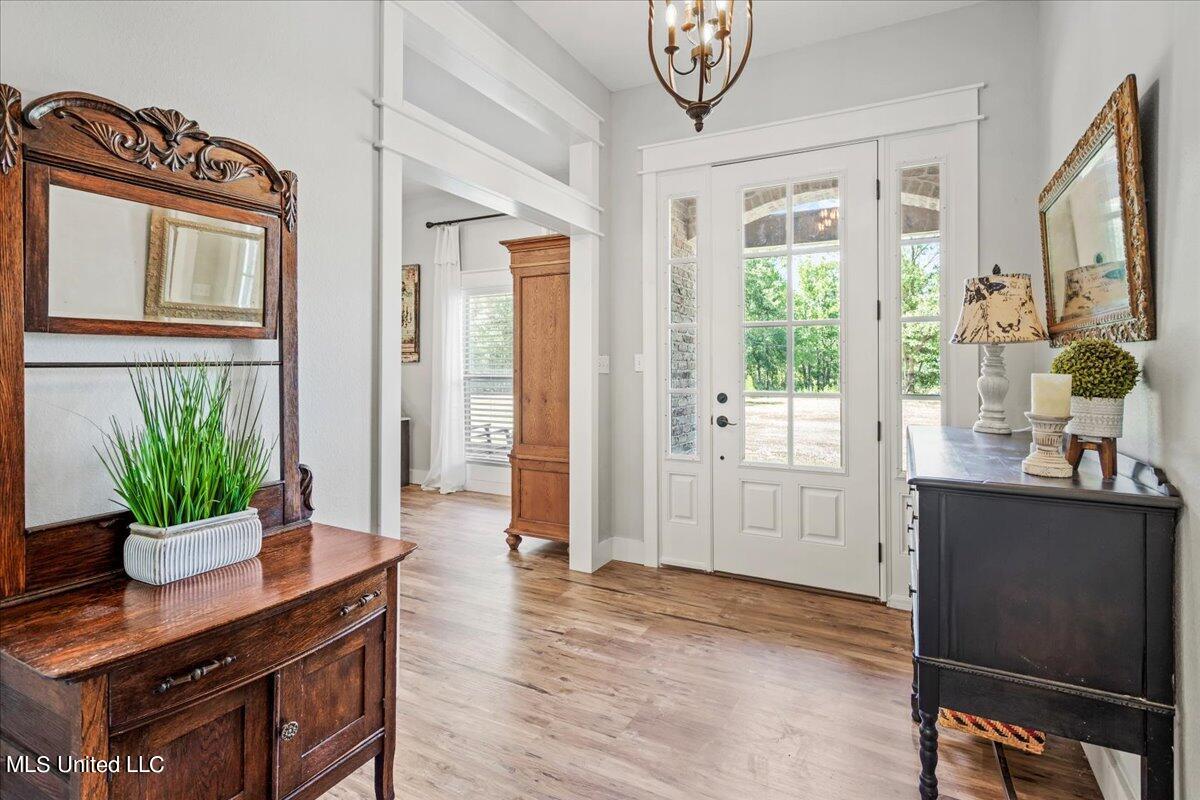 83 Derrick Road Wiggins, MS 39577 - Photo 5 of 42 05-Entryway