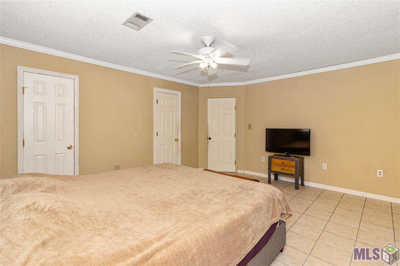 21362 Dewitt May Road Livingston, LA 70754 - Photo 11 of 21 MASTER BEDROOM