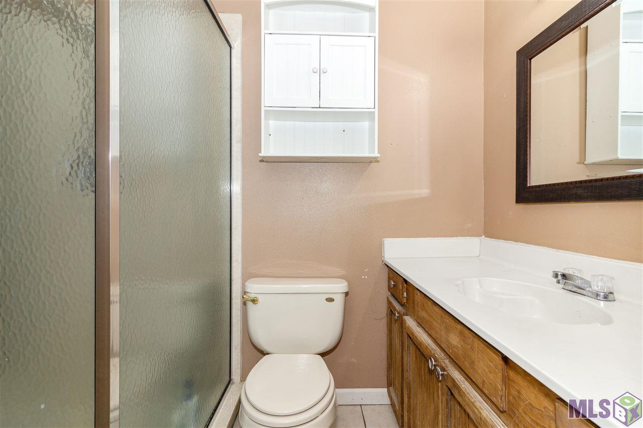 21362 Dewitt May Road Livingston, LA 70754 - Photo 13 of 21 MASTER BATH