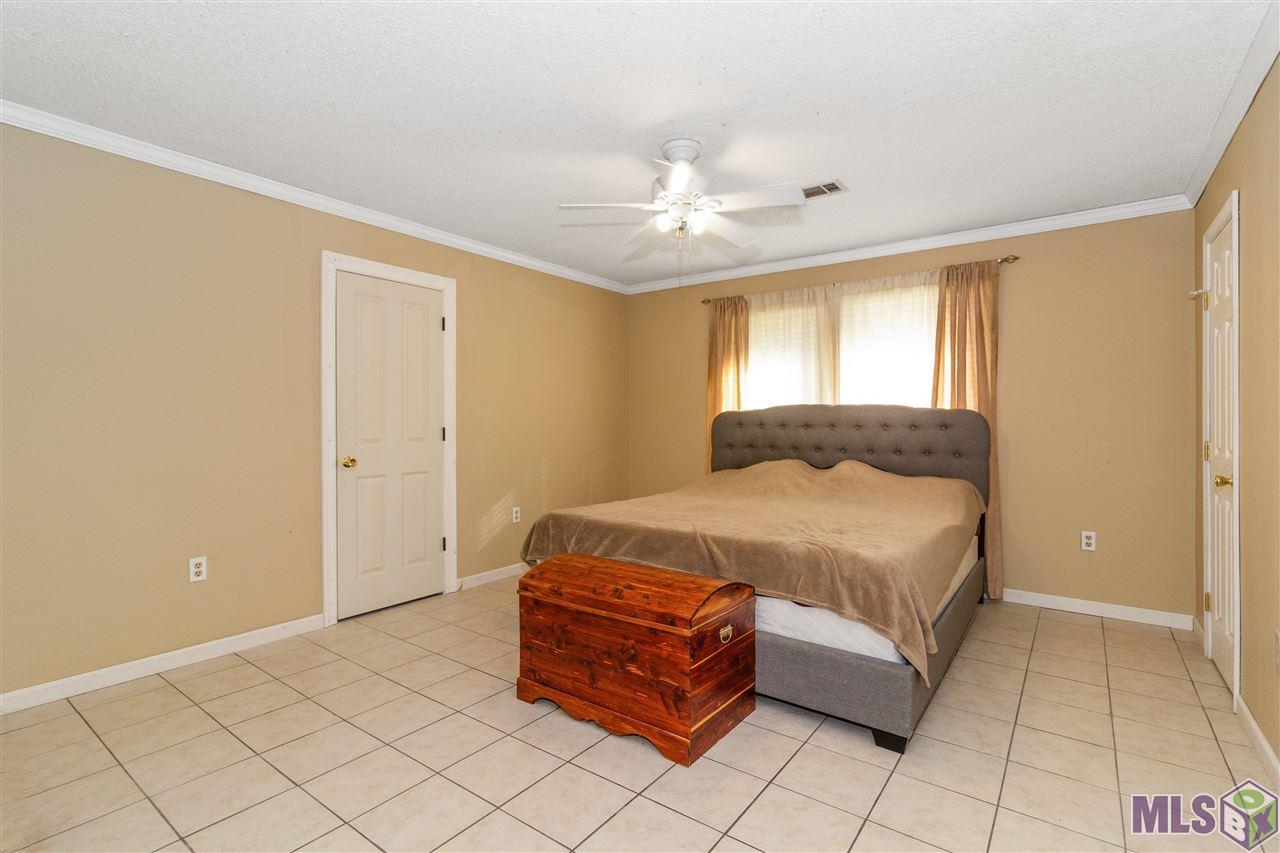 21362 Dewitt May Road Livingston, LA 70754 - Photo 10 of 21 MASTER BEDROOM
