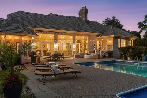 $1,950,000 | 1615 Northridge Drive, Wayzata, MN 55391