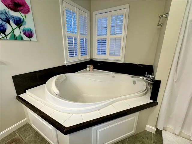 $4,600 | 34 Marian Avenue, Narragansett, RI 02882