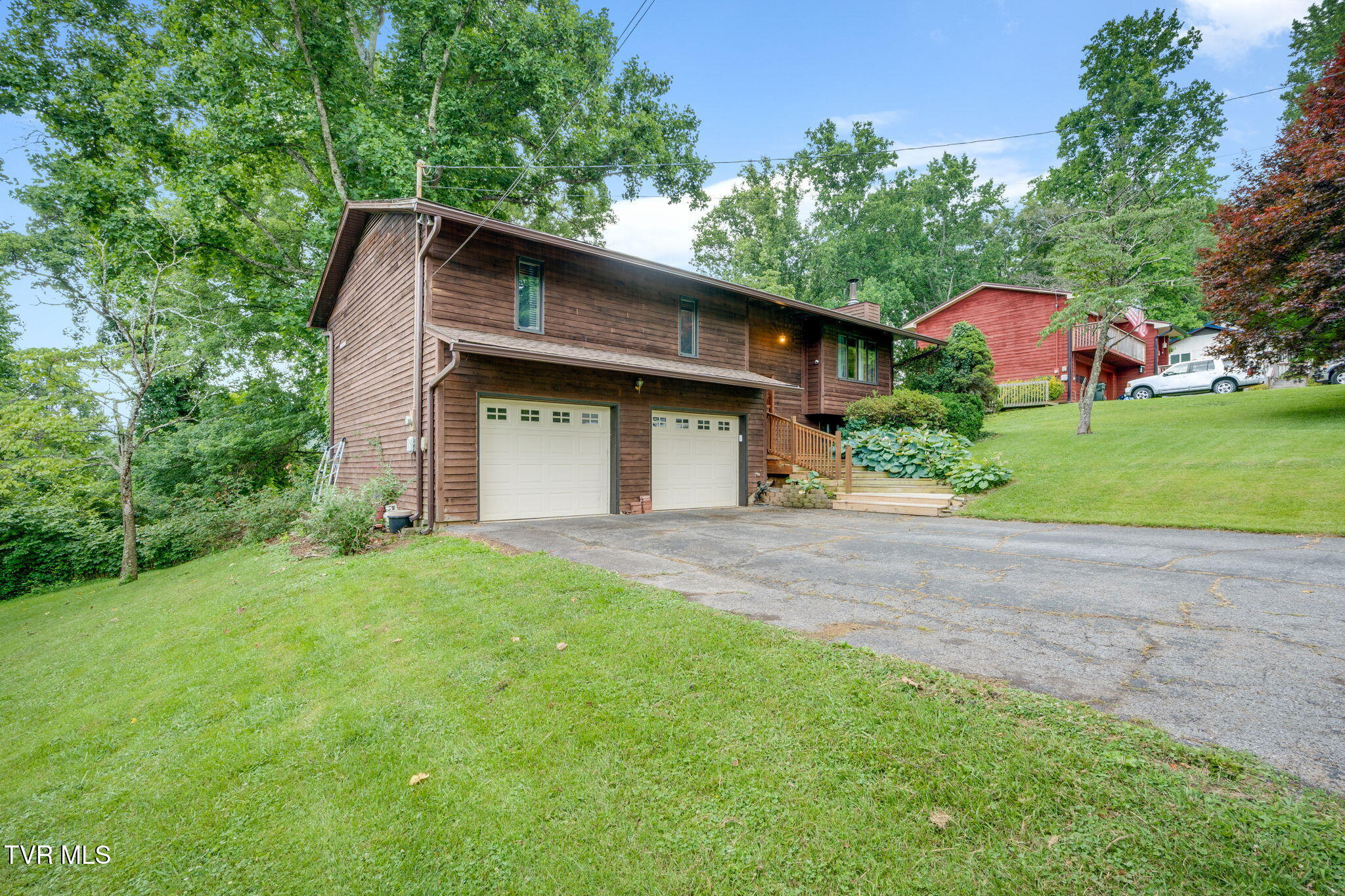 304 Highland Road Jonesborough, TN 37659 - Photo 3 of 35 002