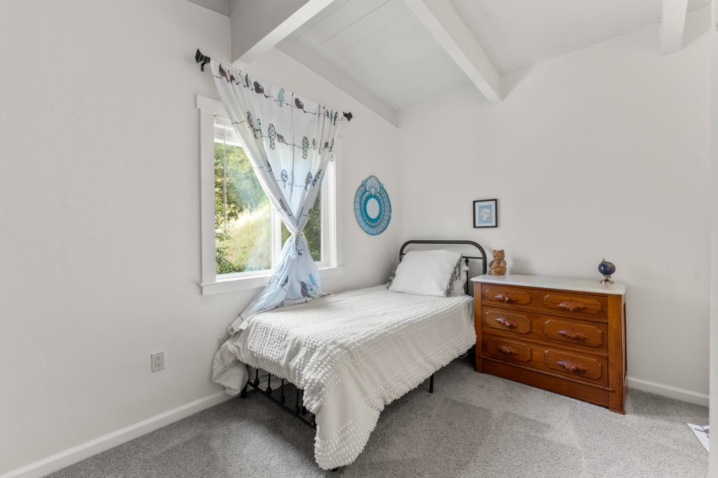140 Baker Road Aptos, CA 95003 - Photo 34 of 62 a bedroom with a bed and a window