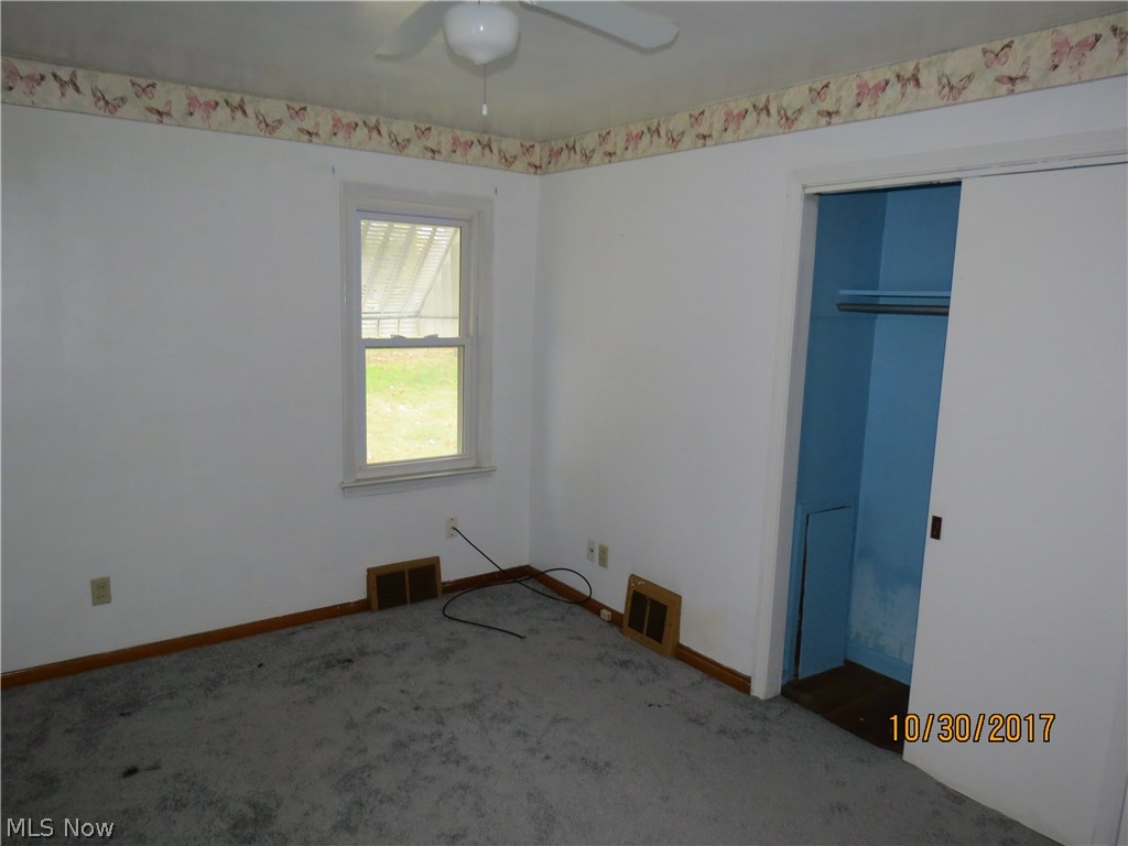 1030 Learidge Road Cleveland, OH 44124 - Photo 13 of 18