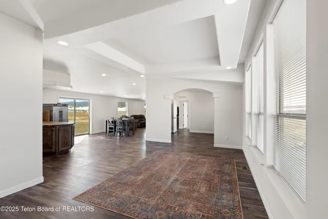 $950,000 | 184 Buttercup Lane, Bedford, WY 83112