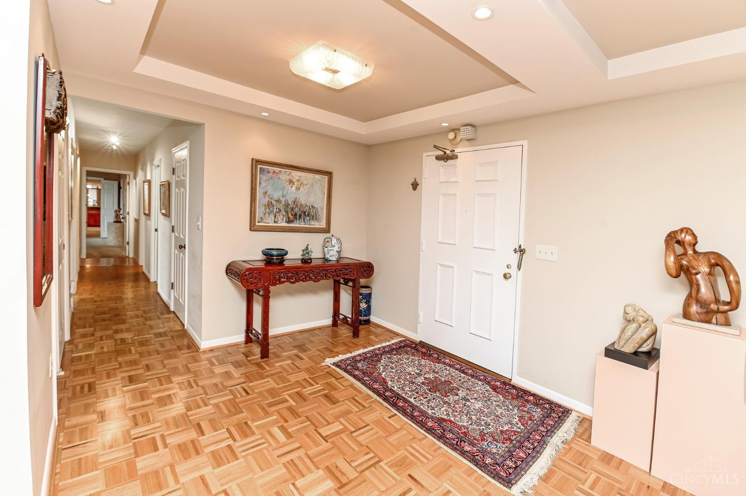 2444 Madison Road, Unit 507 Cincinnati, OH 45208 - Photo 2 of 44