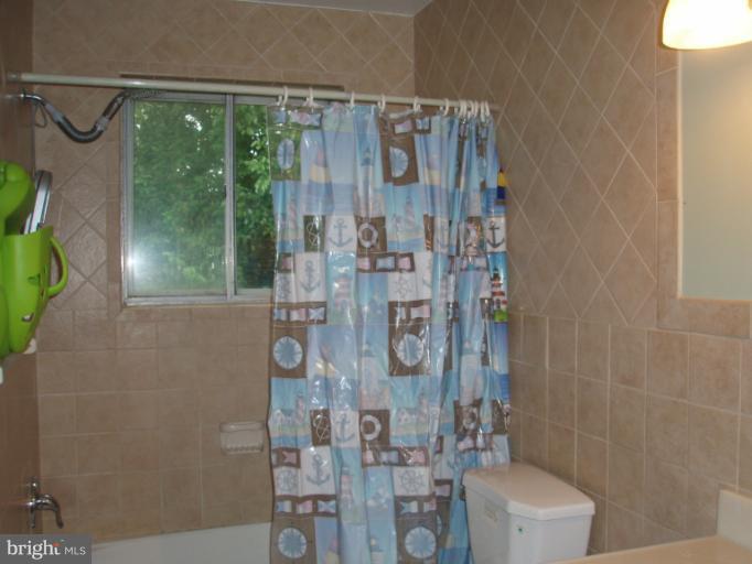 4113 Colie Drive Silver Spring, MD 20906 - Photo 4 of 11 Bath