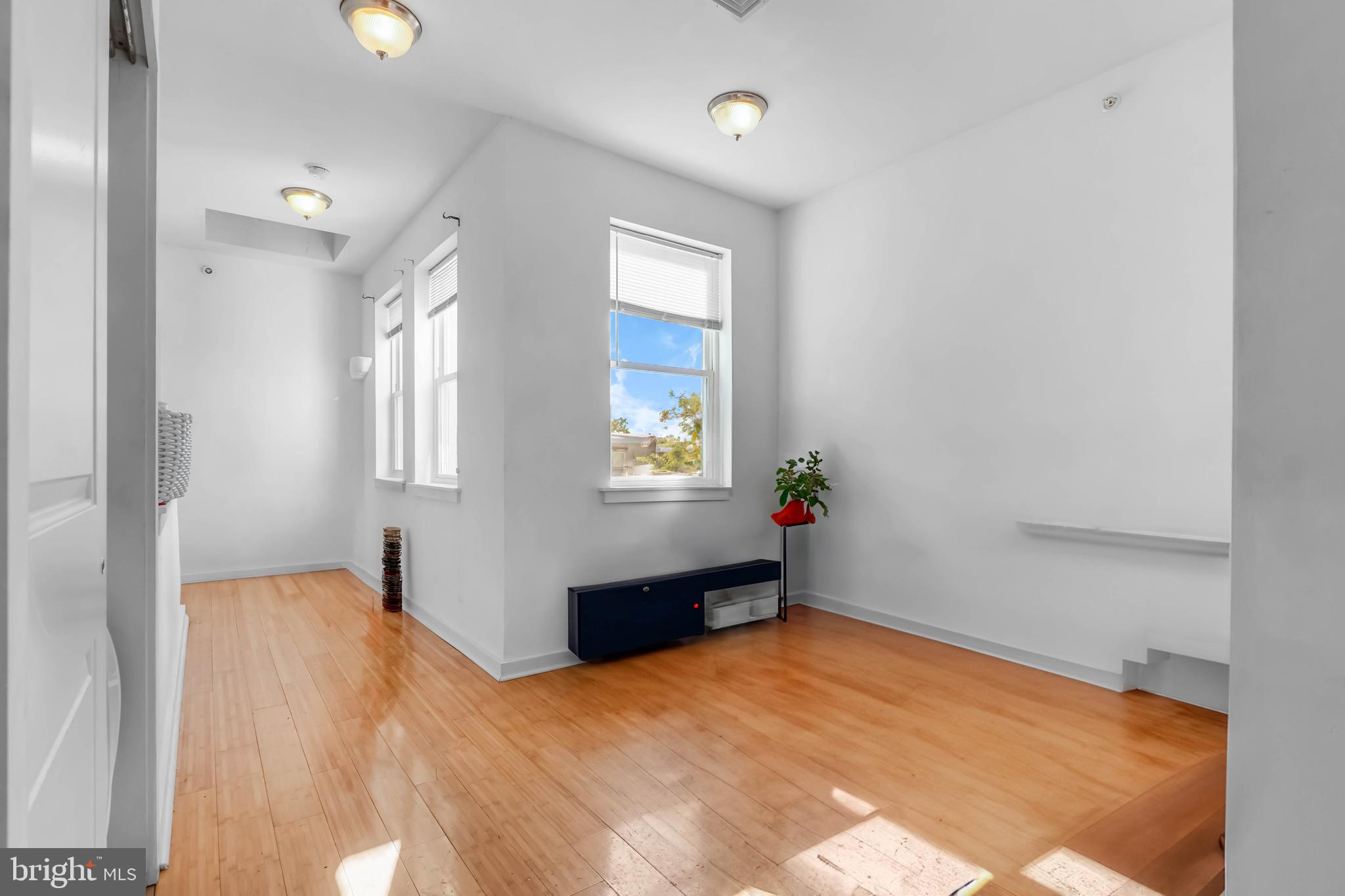 1724 Monument Street, Unit B Philadelphia, PA 19121 - Photo 15 of 19