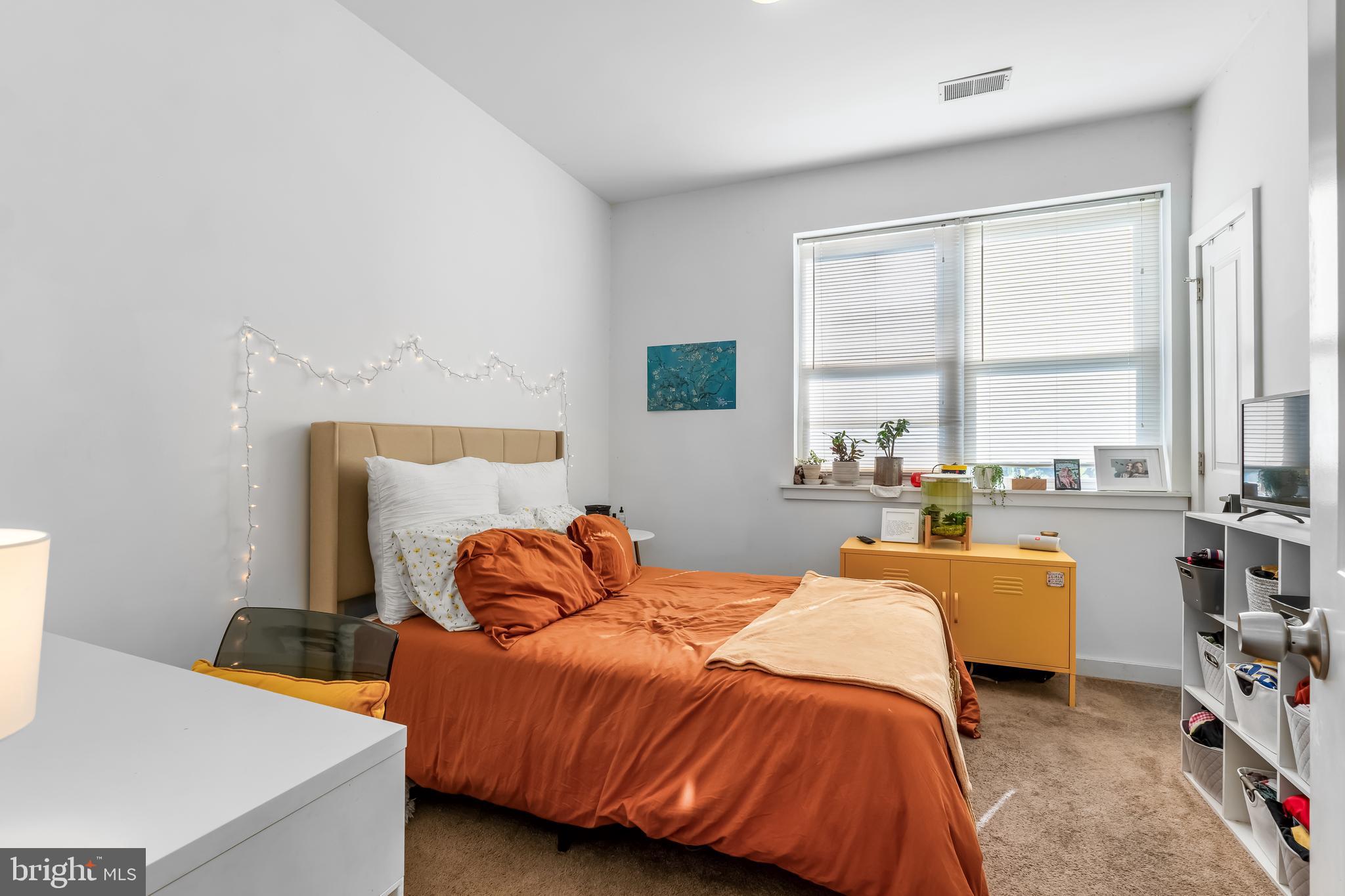 1724 Monument Street, Unit B Philadelphia, PA 19121 - Photo 6 of 19