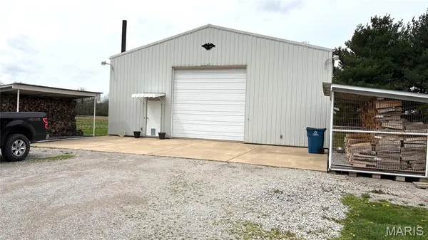 $199,000 | 818 West Green Street, Centralia, IL 62801