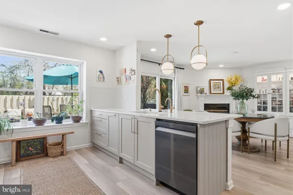 $625,000 | 1560 Hummingbird Court, Yardley, PA 19067