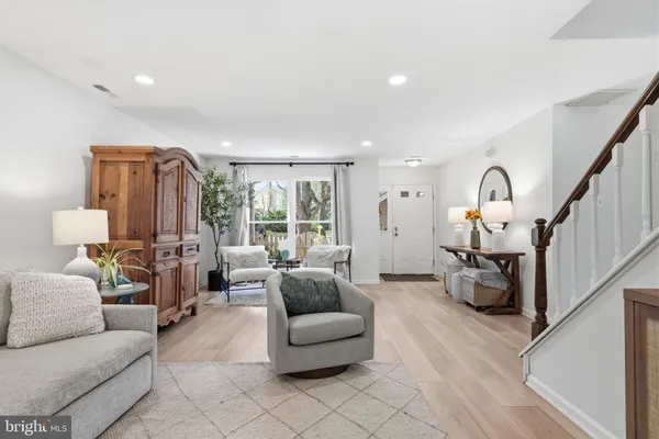 $625,000 | 1560 Hummingbird Court, Yardley, PA 19067