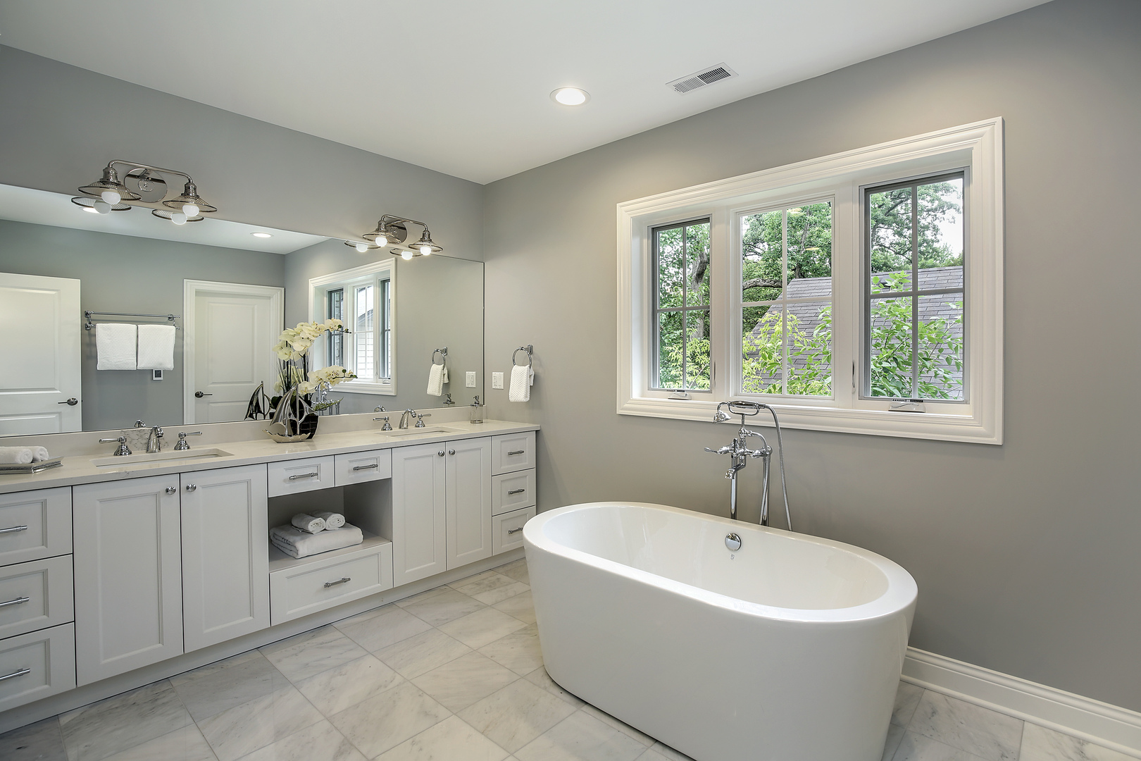 520 Orchard Lane Winnetka, IL 60093 - Photo 7 of 11