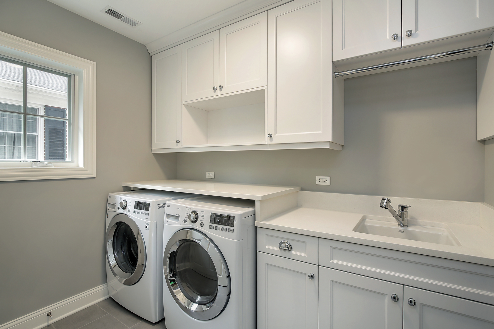 520 Orchard Lane Winnetka, IL 60093 - Photo 9 of 11