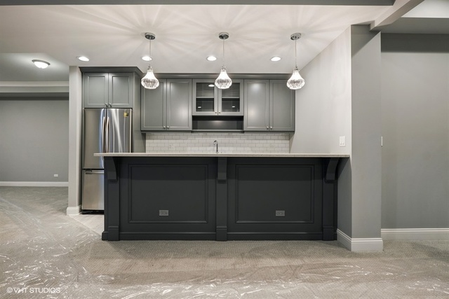 520 Orchard Lane Winnetka, IL 60093 - Photo 10 of 11