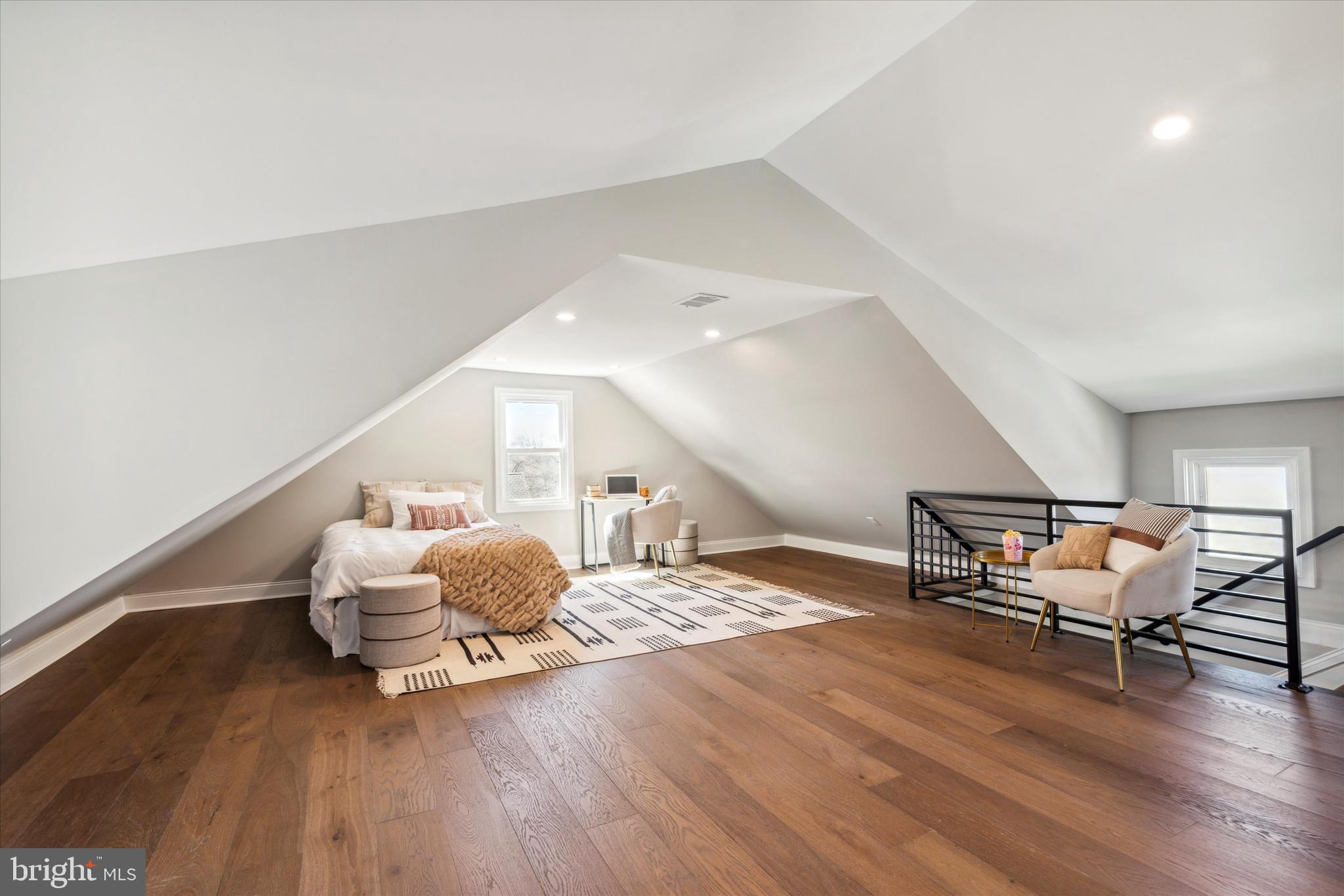 933 Henry Avenue Wayne, PA 19087 - Photo 34 of 47