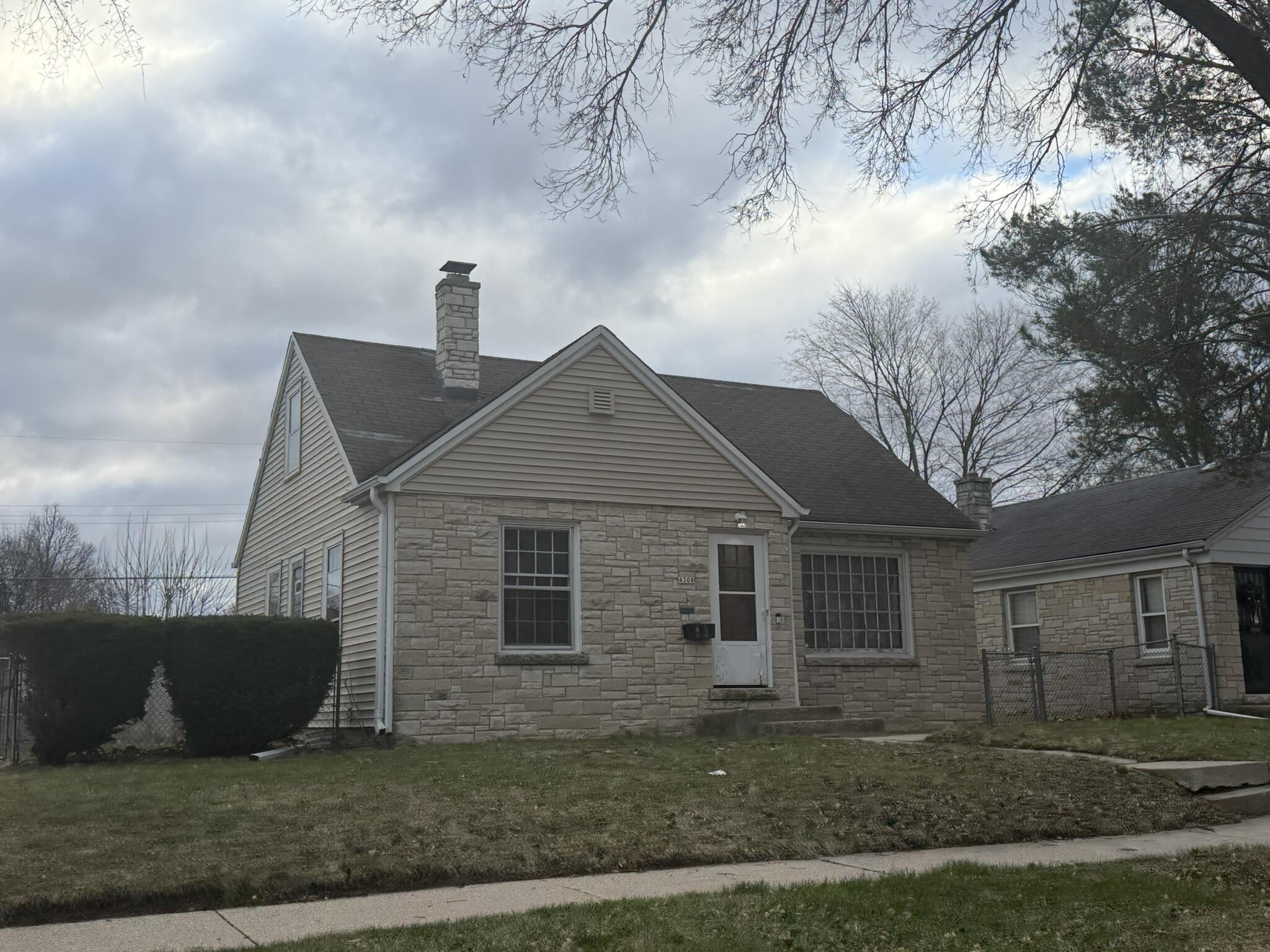 4308 North 53rd Street Milwaukee, WI 53216 - Photo 1 of 4 IMG_1784