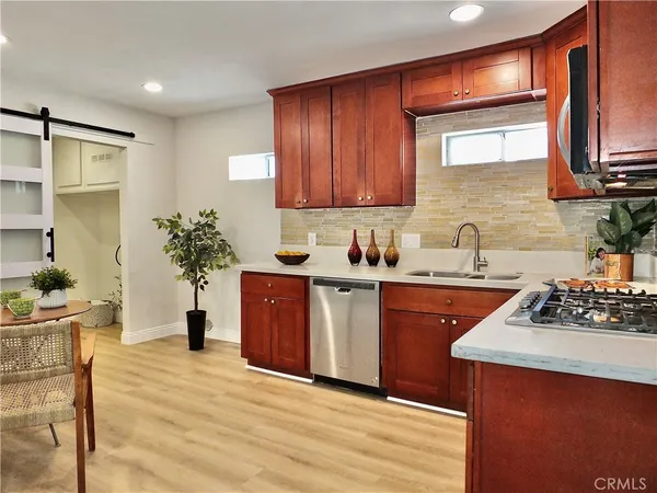 $499,000 | 1519 North Orizaba Avenue, Long Beach, CA 90804