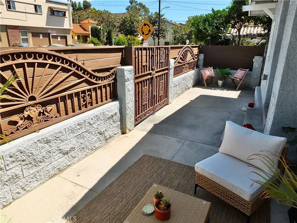 $499,000 | 1519 North Orizaba Avenue, Long Beach, CA 90804