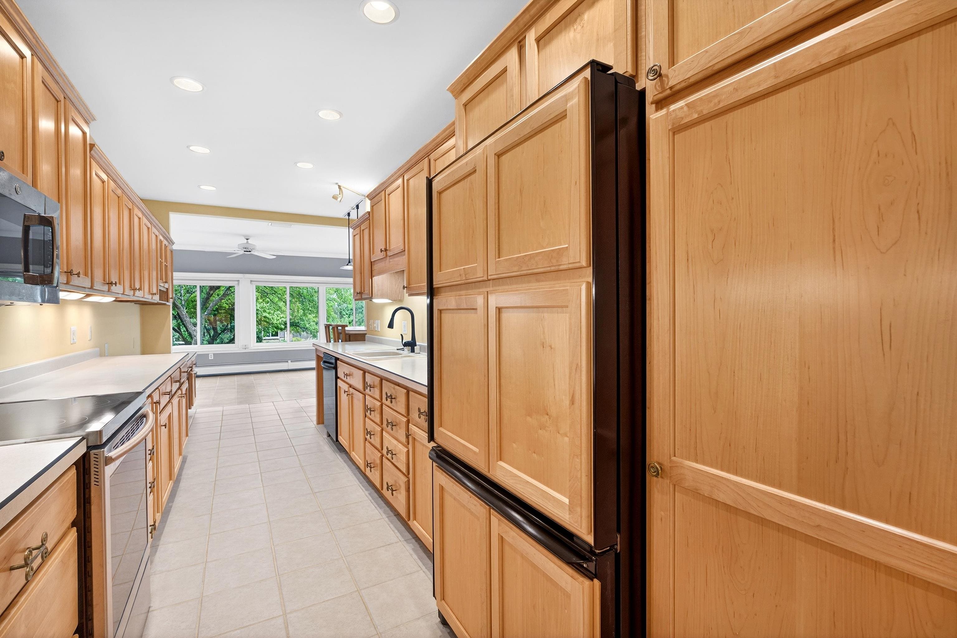 1604 South Golf, Unit D Madison, WI 53704 - Photo 10 of 35