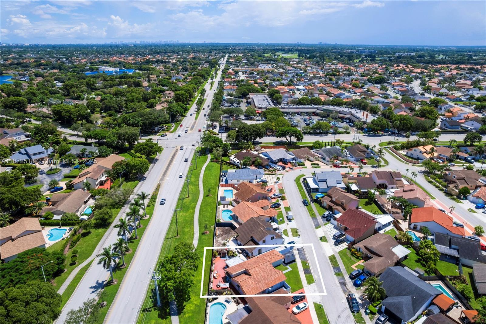 15275 Southwest 56th Terrace Miami, FL 33193 - Photo 30 of 32 an aerial view of residential houses with outdoor space