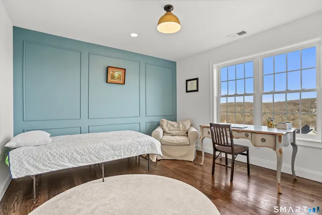 $1,250,000 | 190 Willow Creek Estates Drive, Southbury, CT 06488