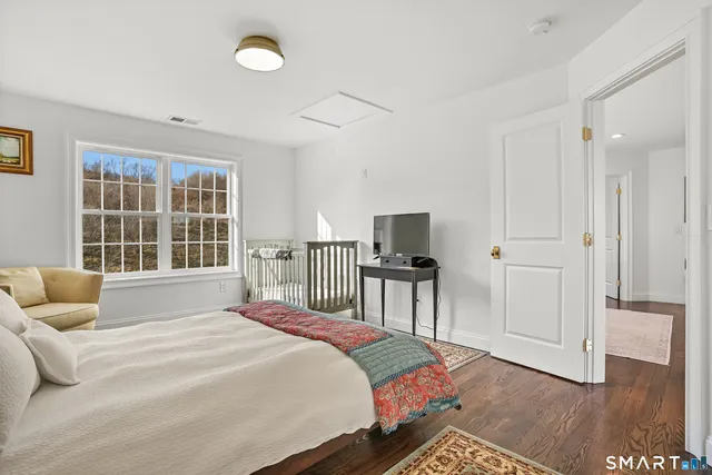 $1,250,000 | 190 Willow Creek Estates Drive, Southbury, CT 06488