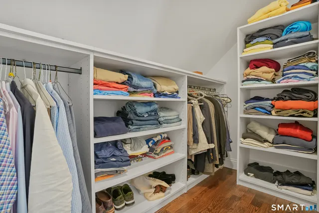 $1,250,000 | 190 Willow Creek Estates Drive, Southbury, CT 06488