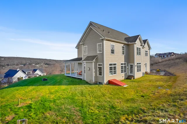 $1,250,000 | 190 Willow Creek Estates Drive, Southbury, CT 06488