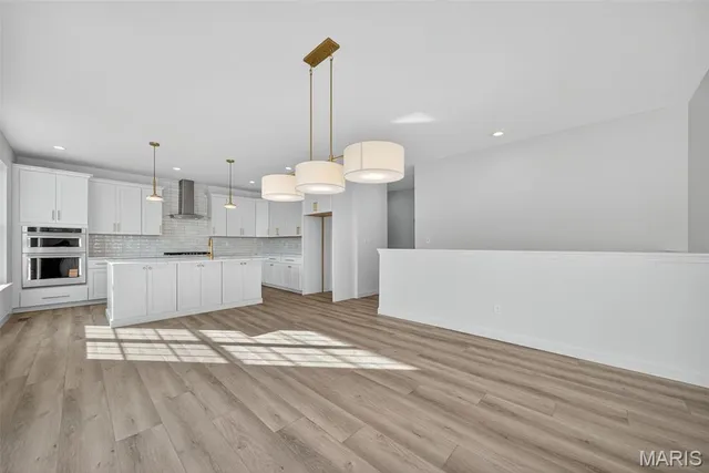 $599,900 | 232 Balmoral Gdns Court, Lake St. Louis, MO 63367