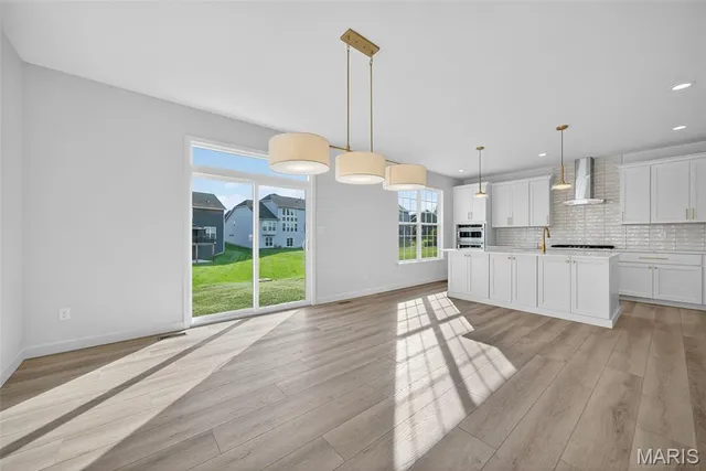 $599,900 | 232 Balmoral Gdns Court, Lake St. Louis, MO 63367