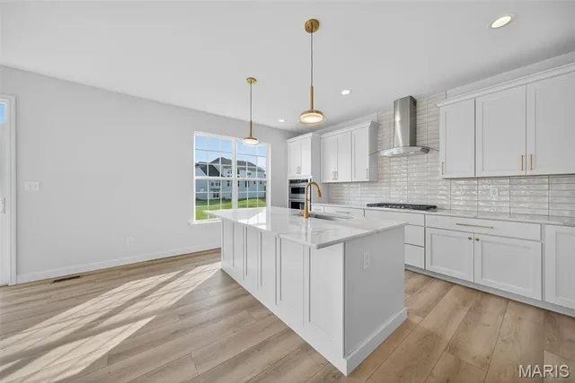 $599,900 | 232 Balmoral Gdns Court, Lake St. Louis, MO 63367