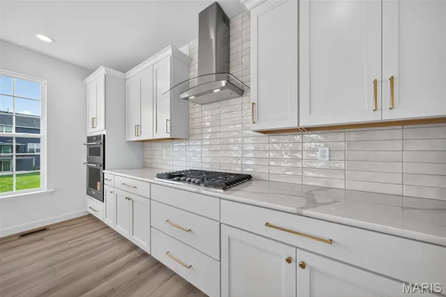 $599,900 | 232 Balmoral Gdns Court, Lake St. Louis, MO 63367