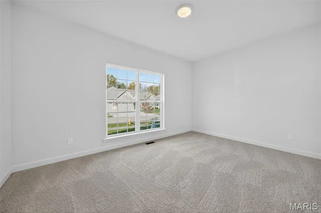 $599,900 | 232 Balmoral Gdns Court, Lake St. Louis, MO 63367