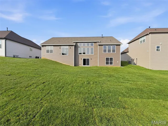 $599,900 | 232 Balmoral Gdns Court, Lake St. Louis, MO 63367