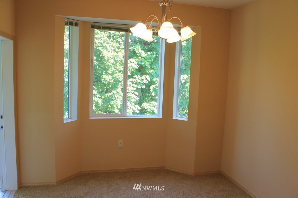 3012 Southeast 8th Street, Unit 2118 Renton, WA 98058 - Photo 3 of 15 Gallery Image 3