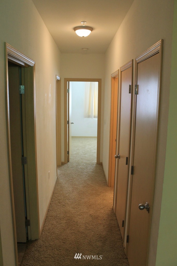 3012 Southeast 8th Street, Unit 2118 Renton, WA 98058 - Photo 5 of 15 Gallery Image 5