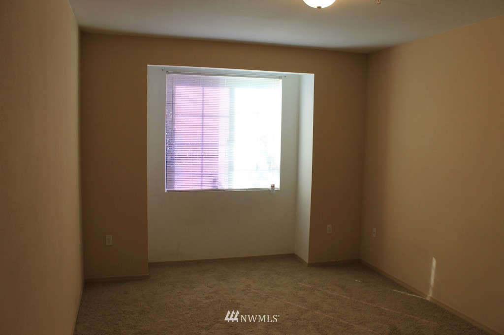 3012 Southeast 8th Street, Unit 2118 Renton, WA 98058 - Photo 9 of 15 Gallery Image 9