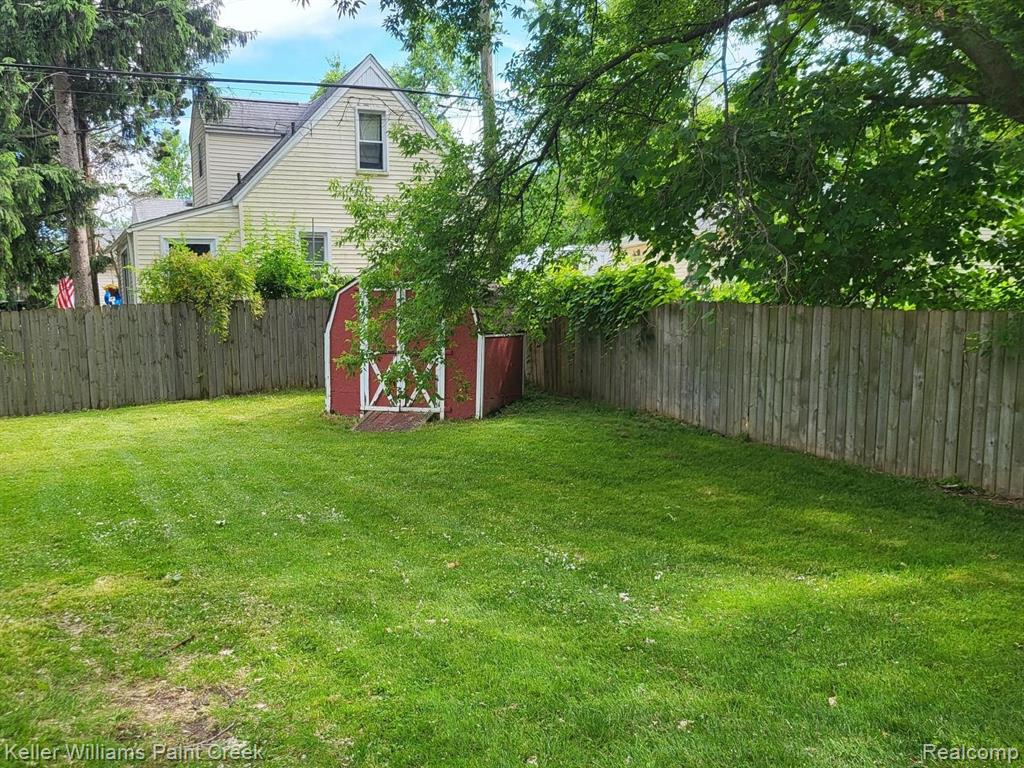 3505 West Auburn Road Rochester Hills, MI 48309 - Photo 24 of 27
