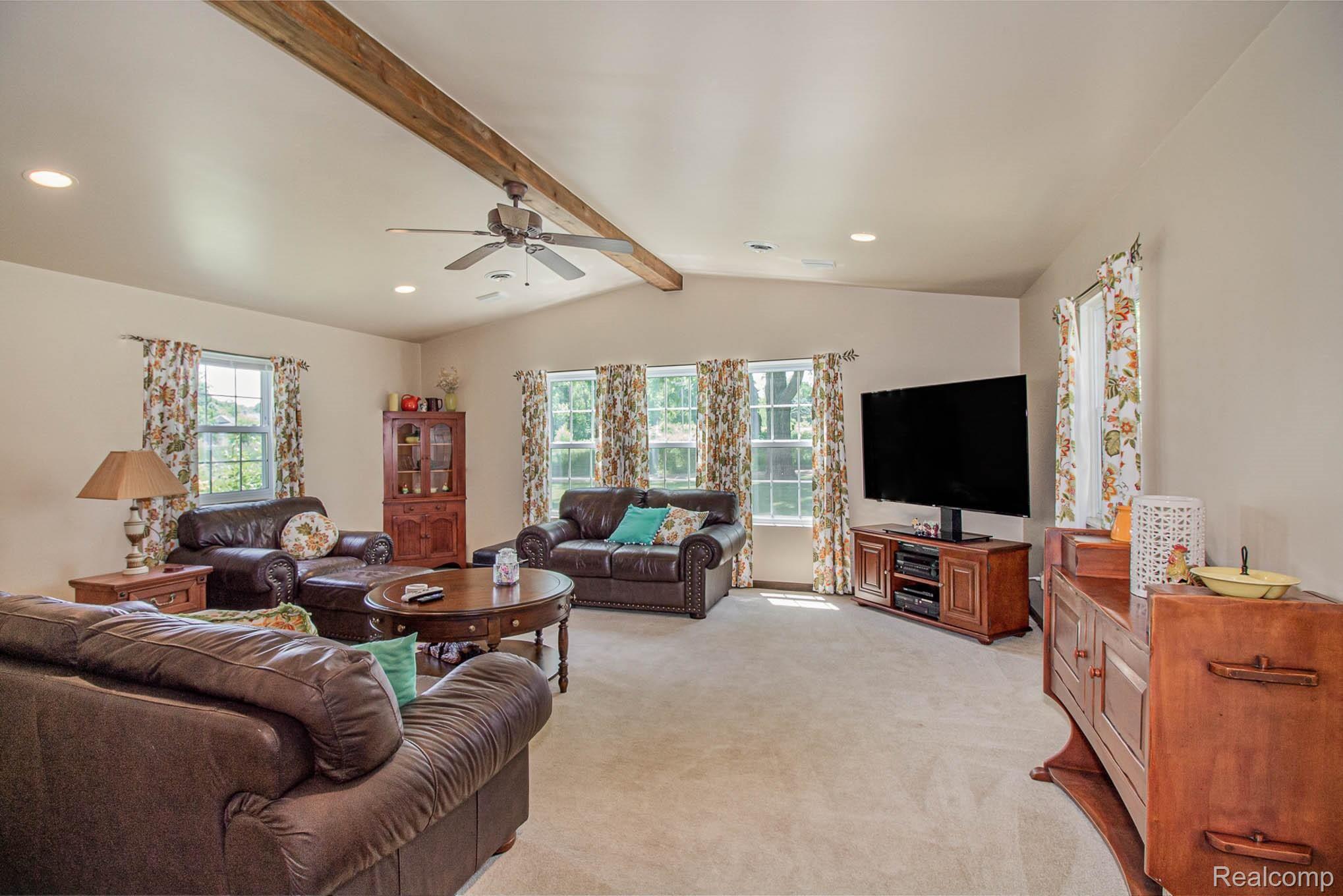 6010 Mack Road Howell, MI 48855 - Photo 4 of 23 IMG_6647-Edit.JPG