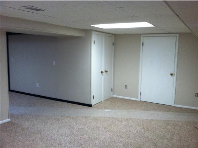 4458 Okell Road Columbus, OH 43224 - Photo 13 of 16 Gallery Image 13