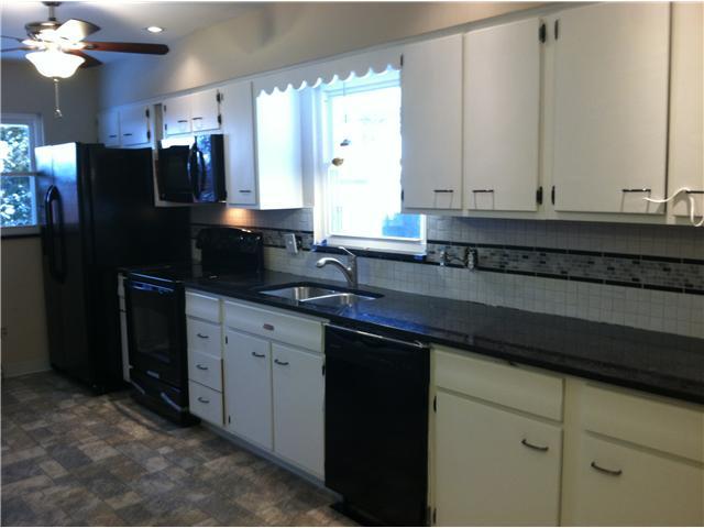 4458 Okell Road Columbus, OH 43224 - Photo 6 of 16 Gallery Image 6