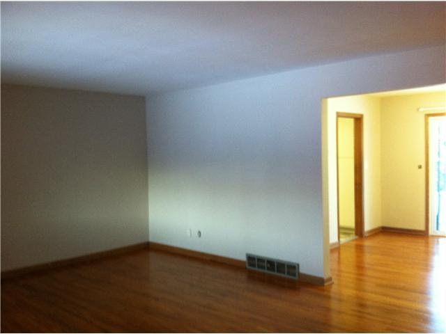 4458 Okell Road Columbus, OH 43224 - Photo 7 of 16 Gallery Image 7