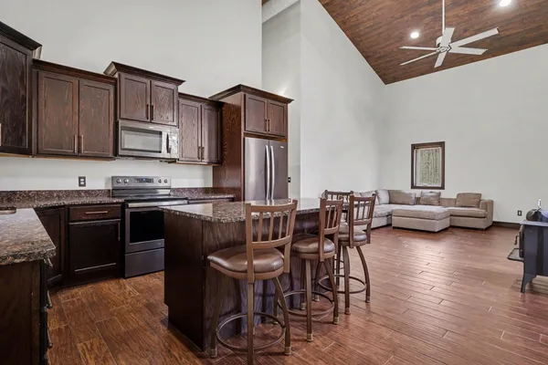 $699,000 | 52755 M 43, Bangor, MI 49013