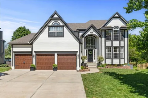 $509,000 | 20803 South Skyview Lane, Spring Hill, KS 66083