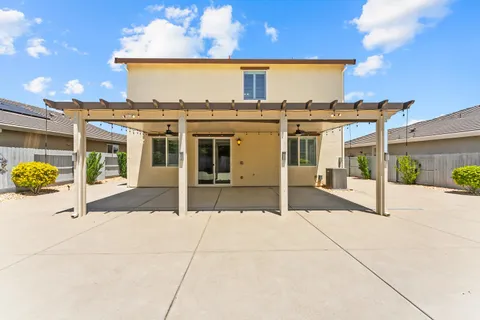 $620,000 | 5453 Mossy Stone Way, Rancho Cordova, CA 95742